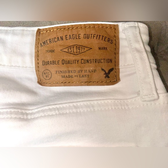 American Eagle Men’s White Distressed Jeans - Picture 6 of 6
